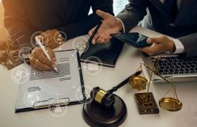 إيليفيا… شريكك القانوني الموثوق داخل مصر وخارجها